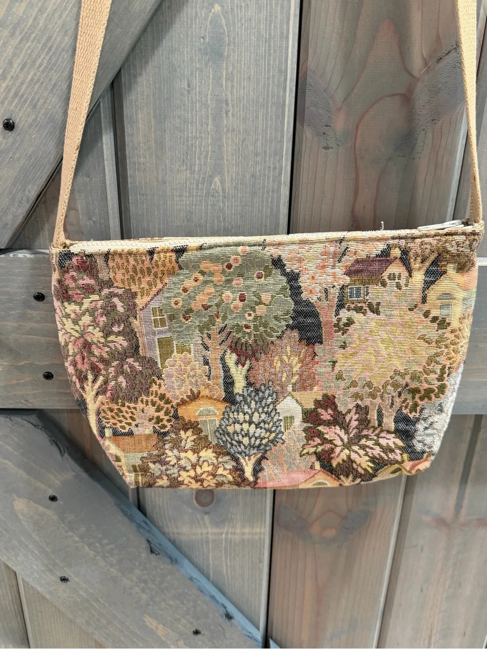 Arlene Original Fairfield CT Woven Tapestry Village Shoulder Bag Cottagecore